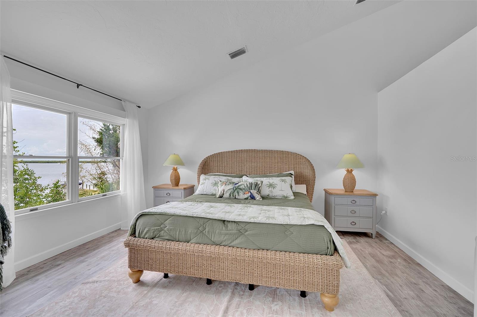 70 MOUND PL — photo 38