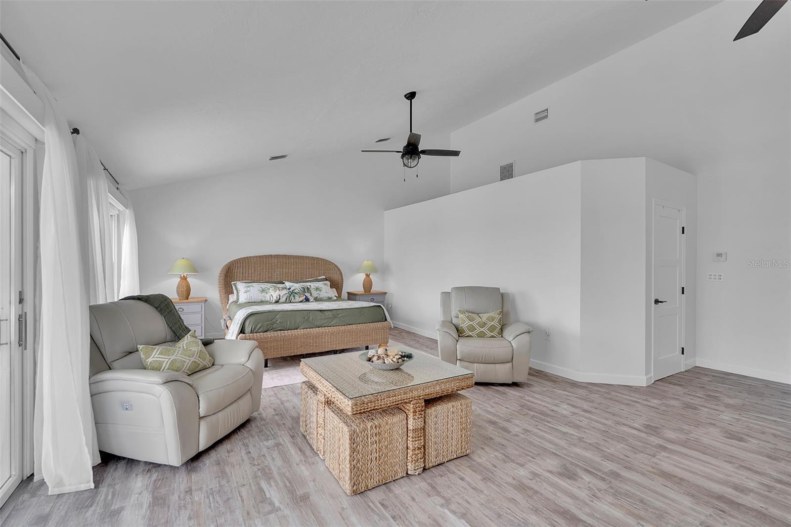 70 MOUND PL — photo 36