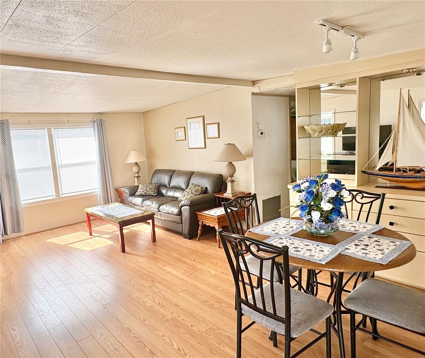 603 S GREEN CIR — photo 10