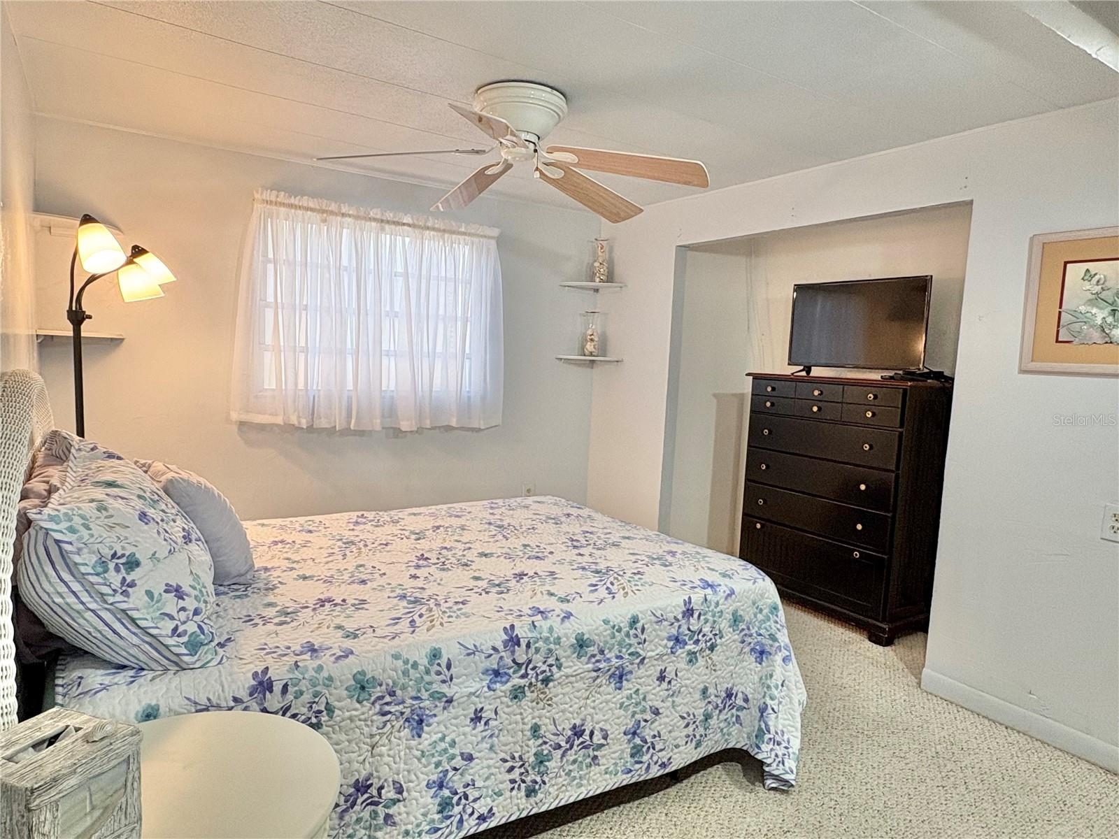 603 S GREEN CIR — photo 16