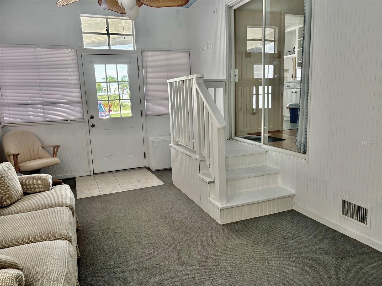 603 S GREEN CIR — photo 22