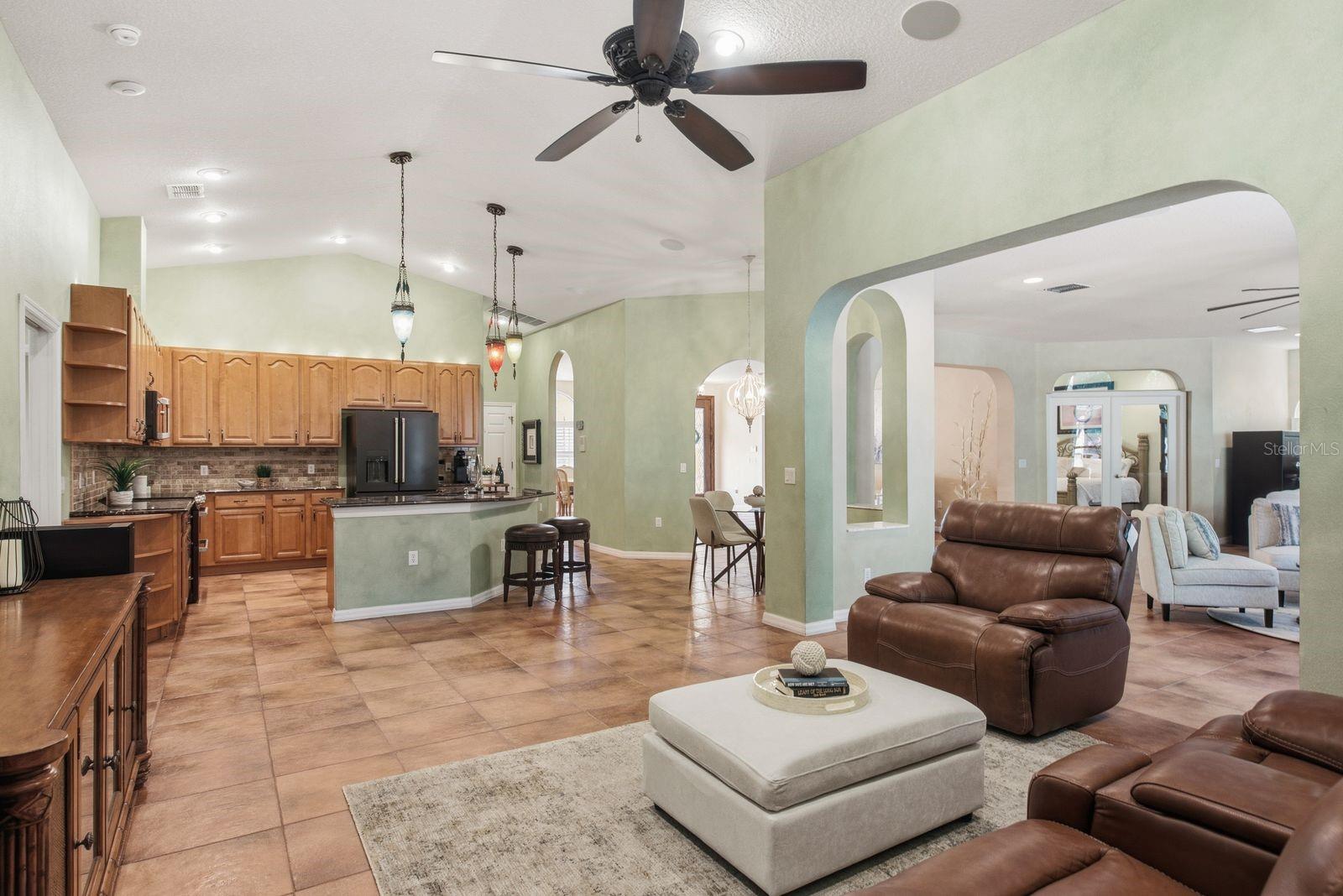 580 S FLORIDA AVE — photo 12