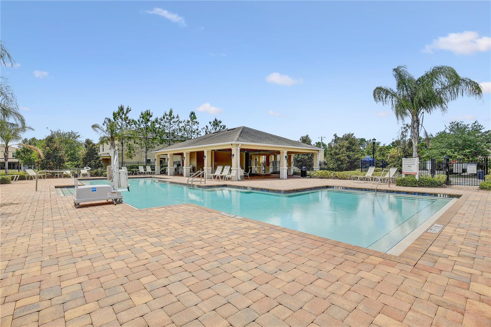 9904 HOUND CHASE DR — photo 39