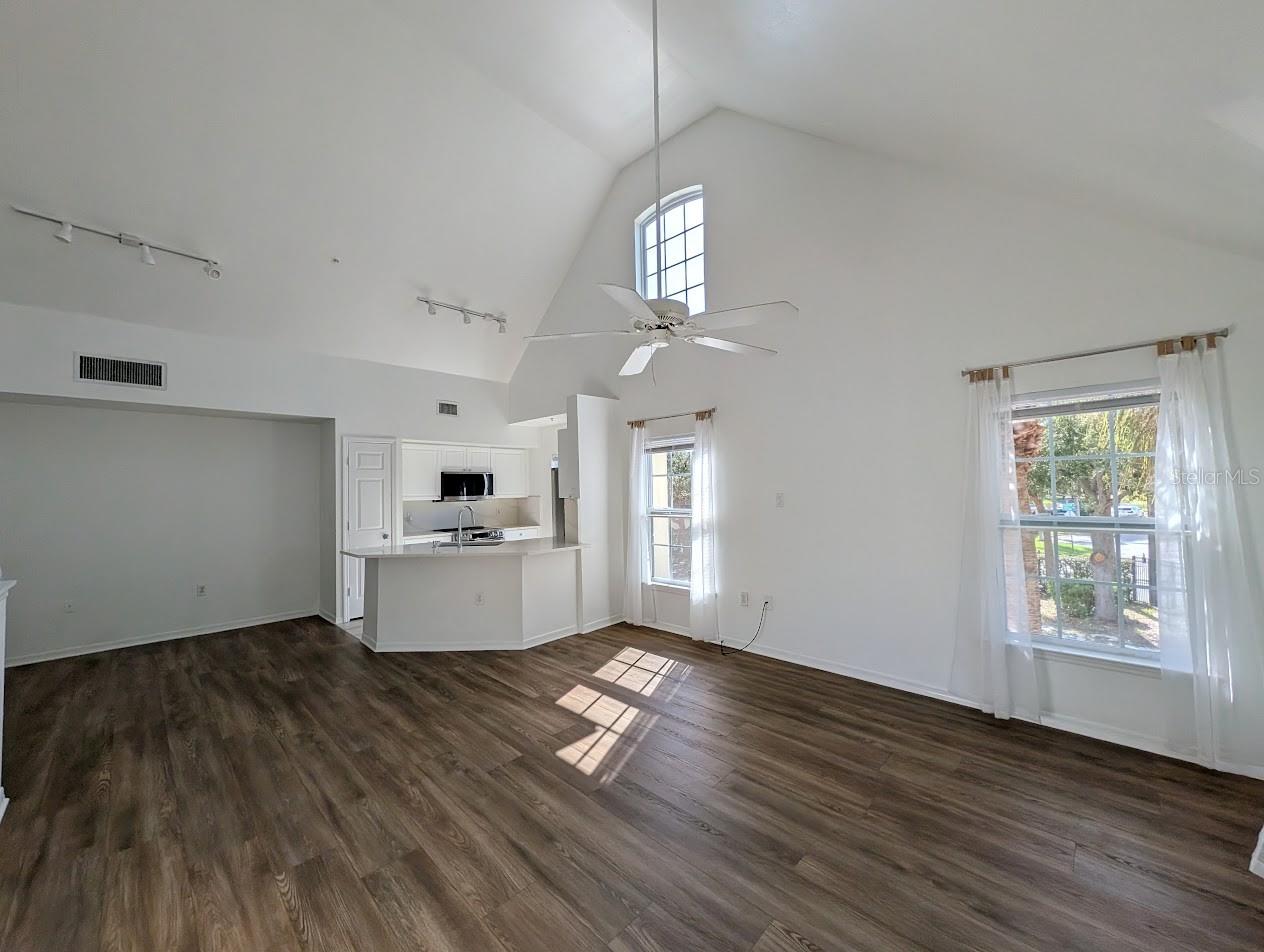 5691 BIDWELL PKWY #201 — photo 2