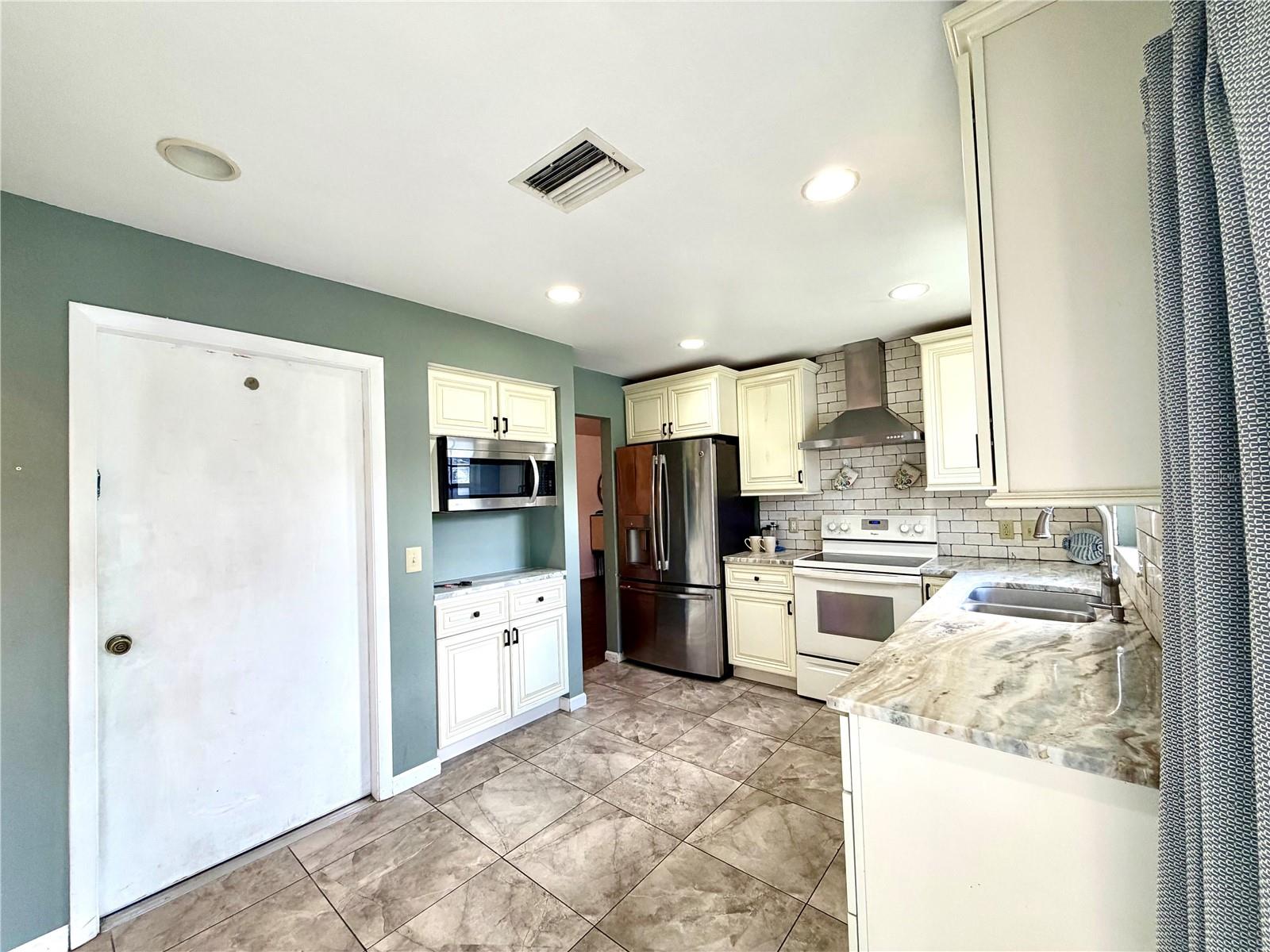 3606 57TH AVENUE DR W — photo 13