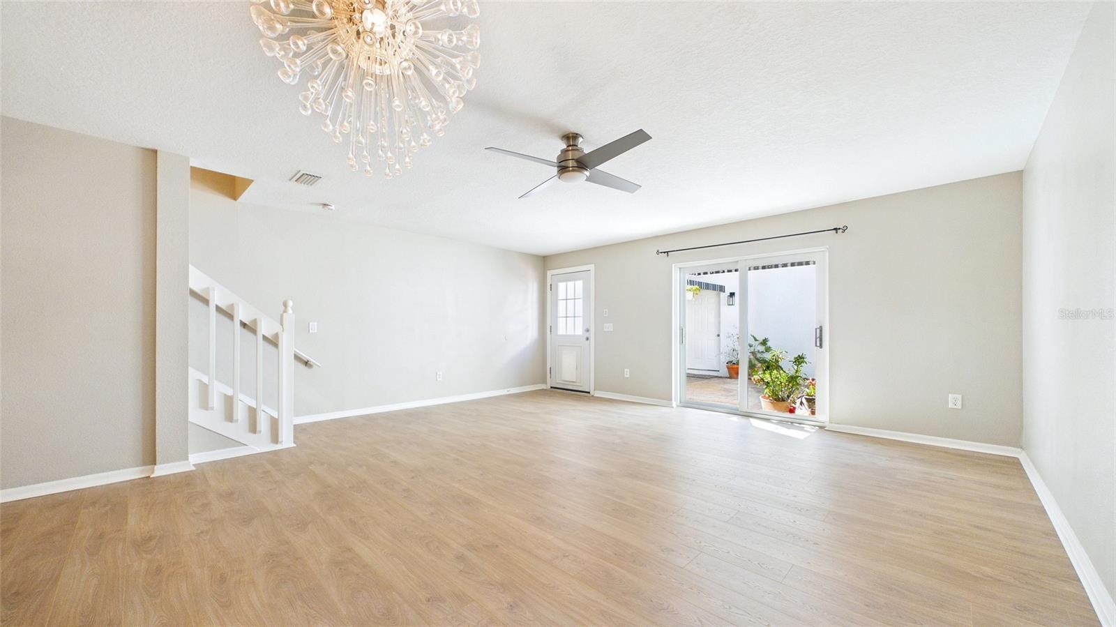 4202 W NORTH B ST #B — photo 2