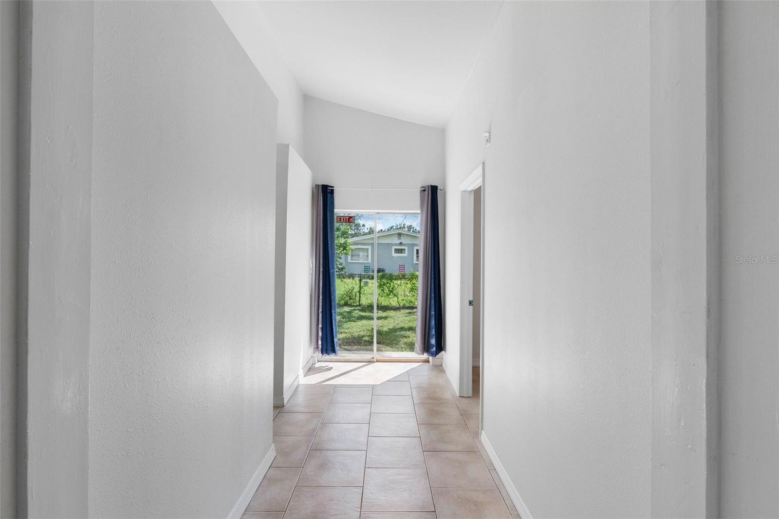 2405 E ANNIE ST — photo 30