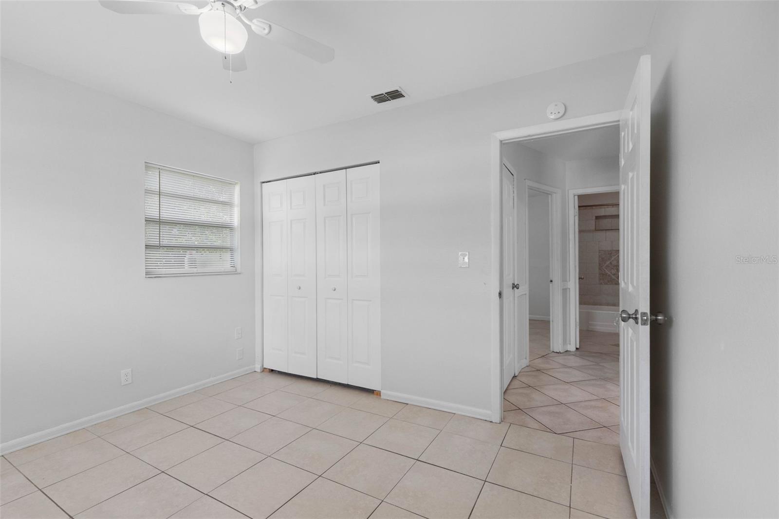 2405 E ANNIE ST — photo 29