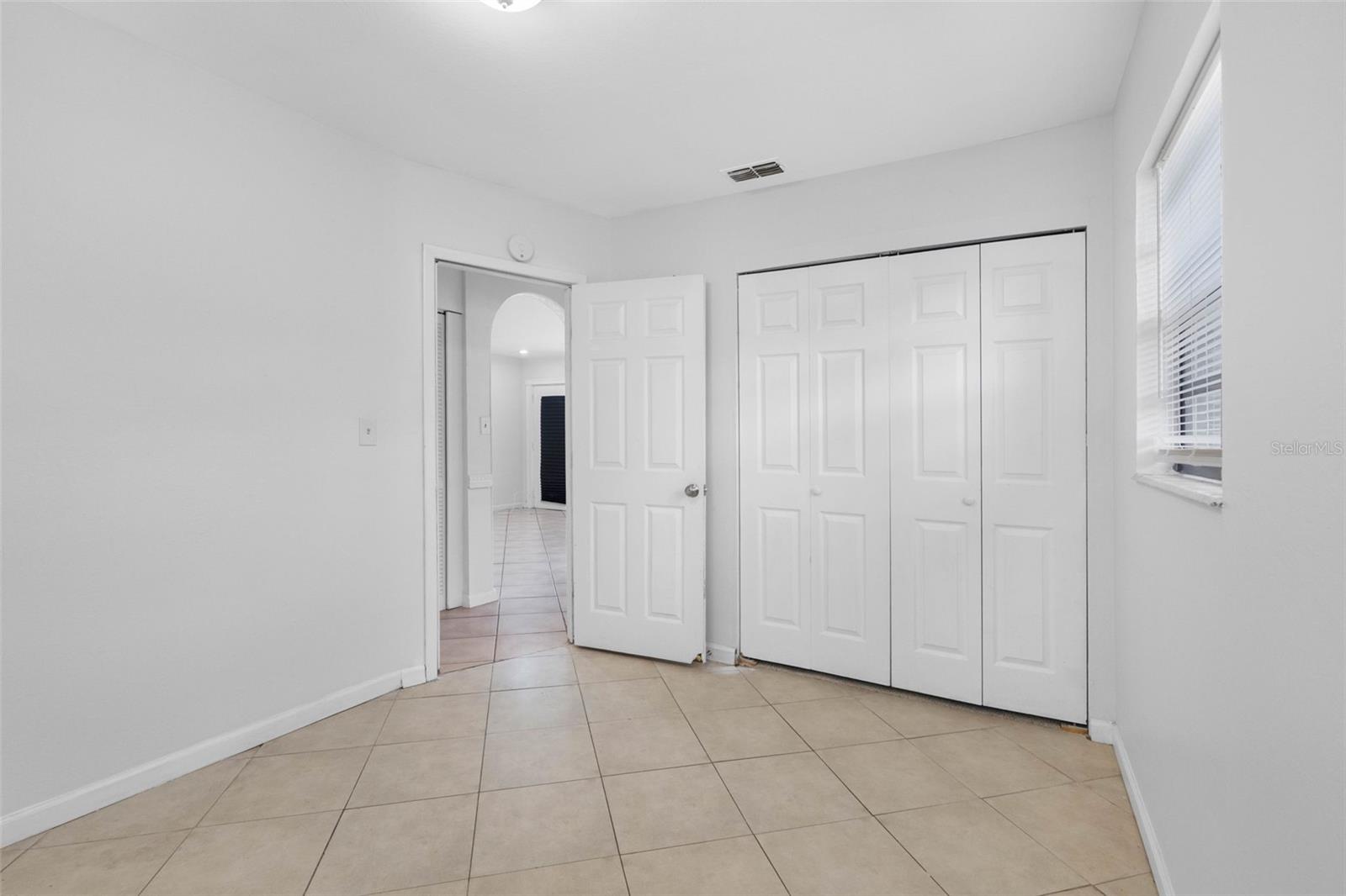 2405 E ANNIE ST — photo 25