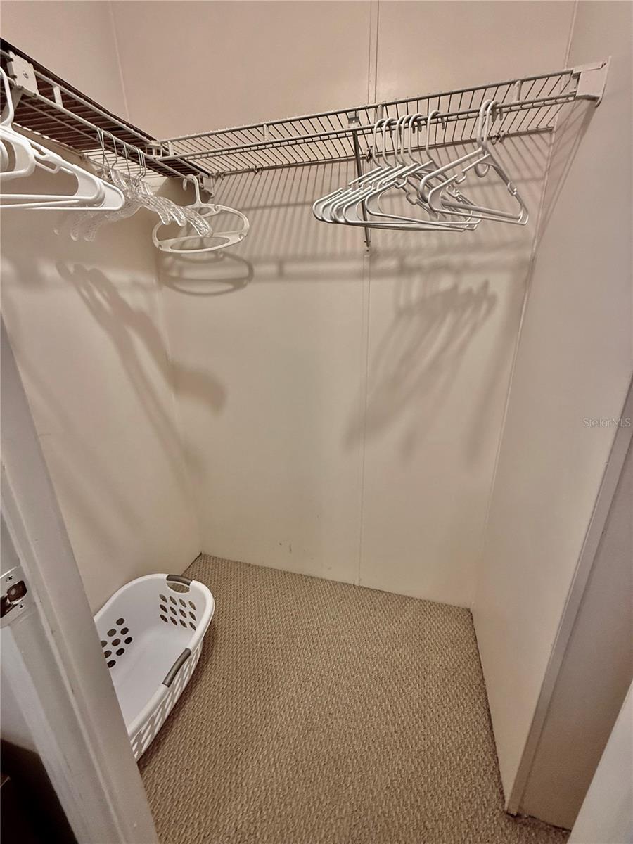 615 S GREEN CIR — photo 16