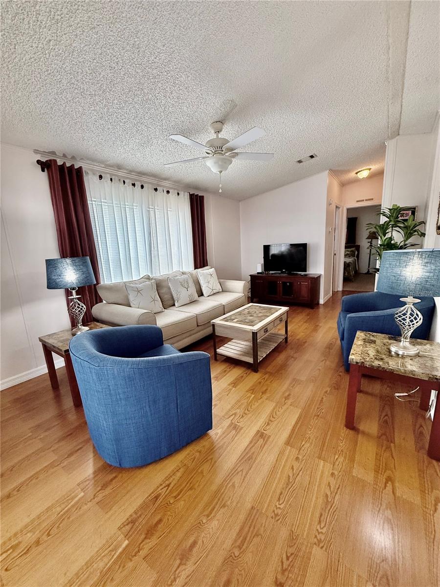 615 S GREEN CIR — photo 5