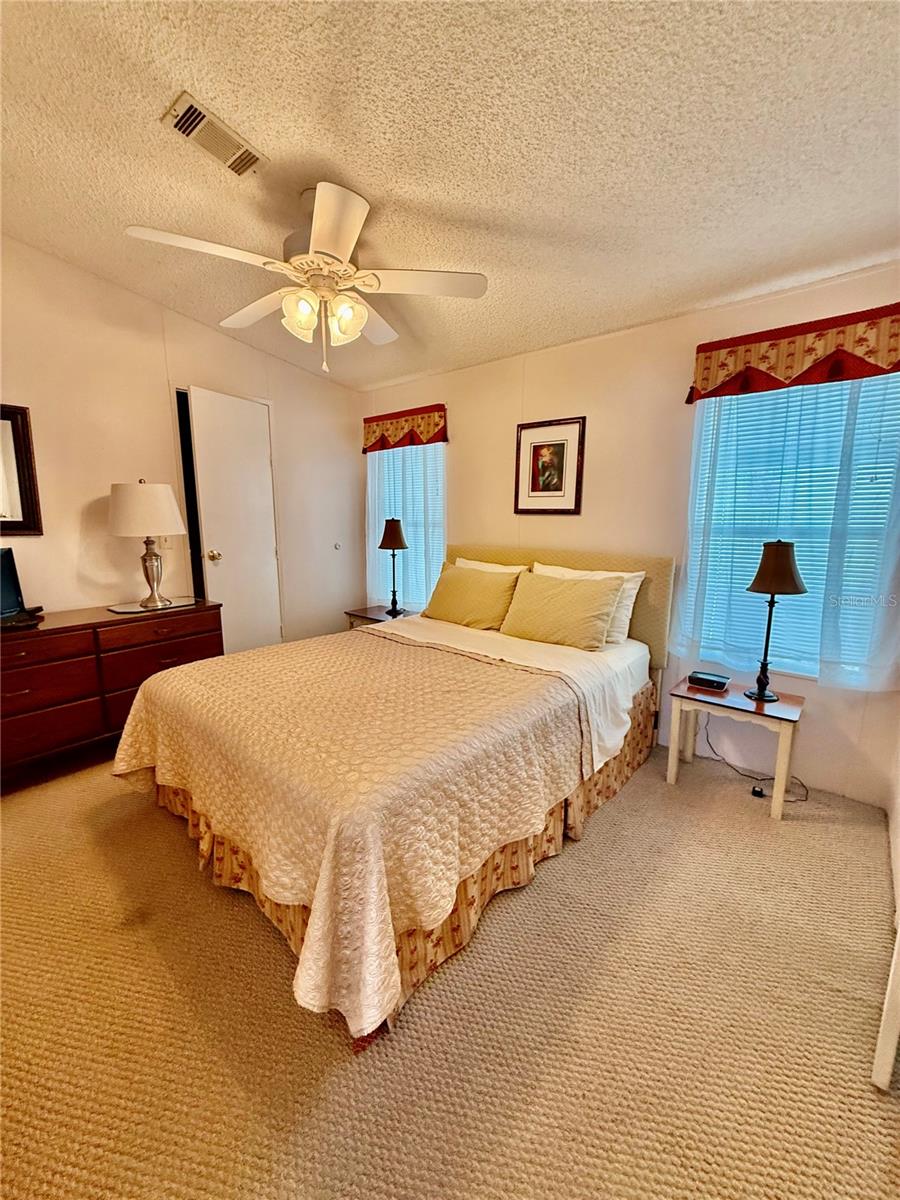 615 S GREEN CIR — photo 12