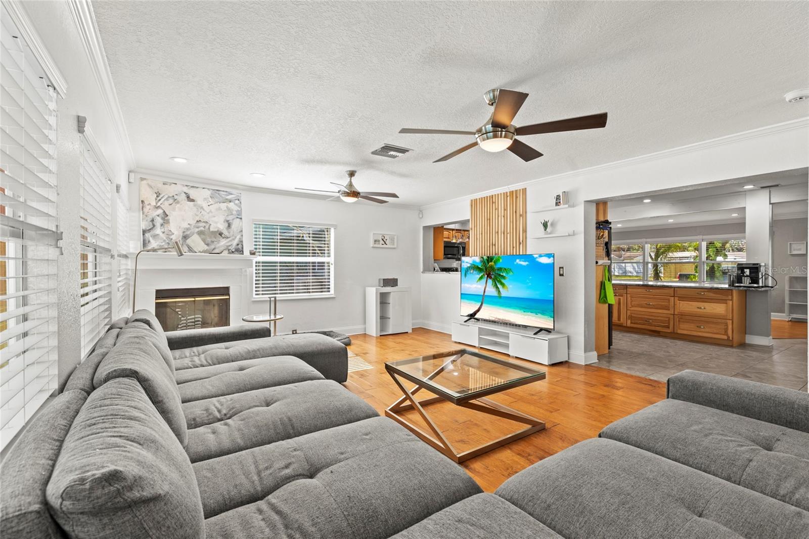 5657 OCEANIC RD — photo 18