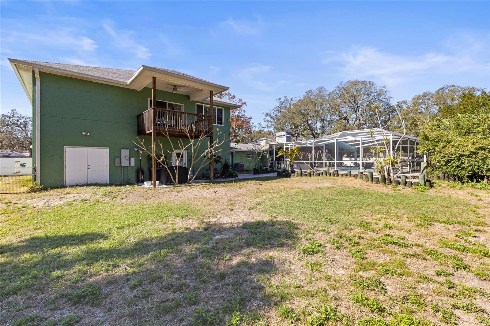 5657 OCEANIC RD — photo 36