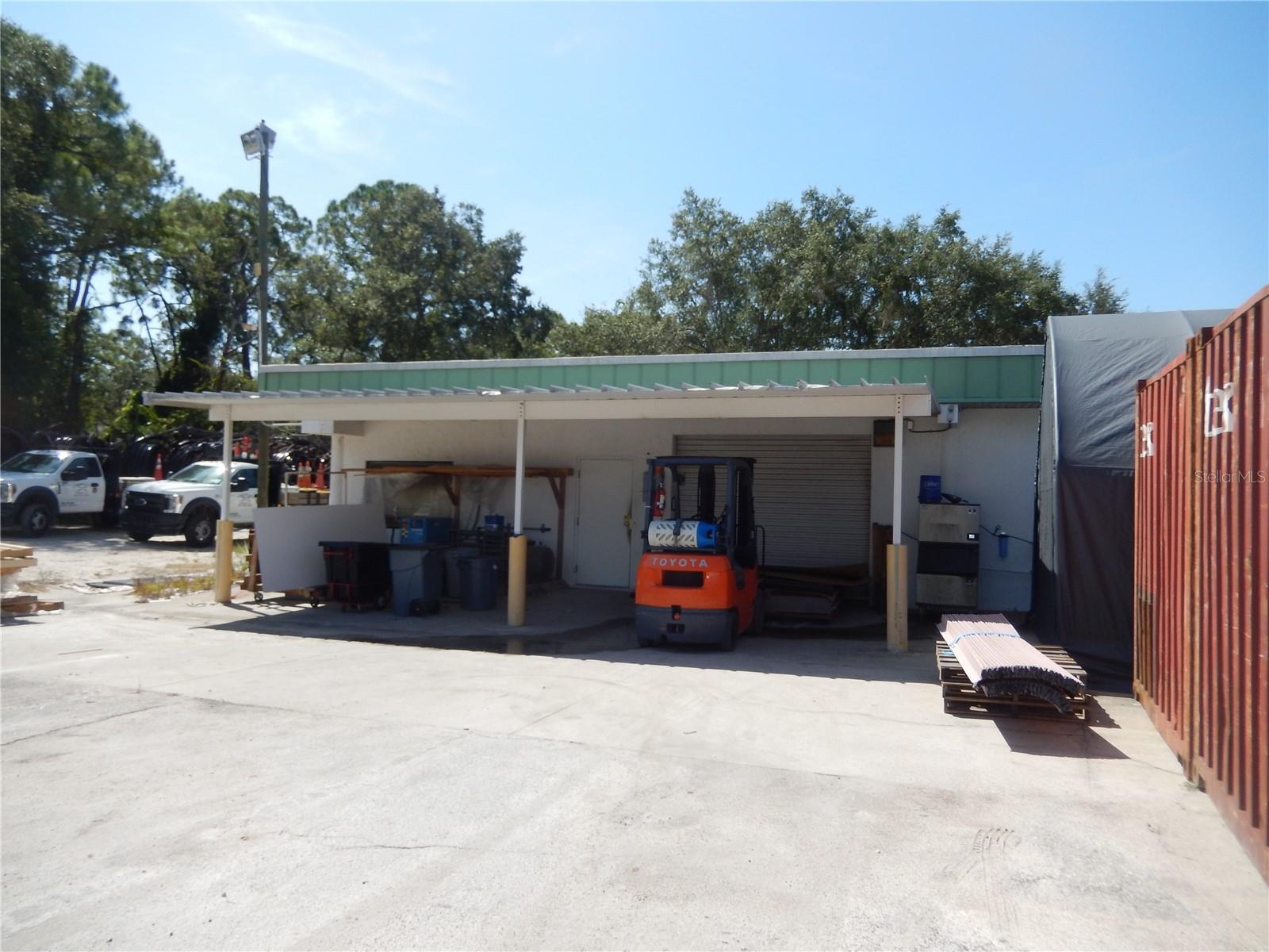 2015 CATTLEMEN RD — photo 13