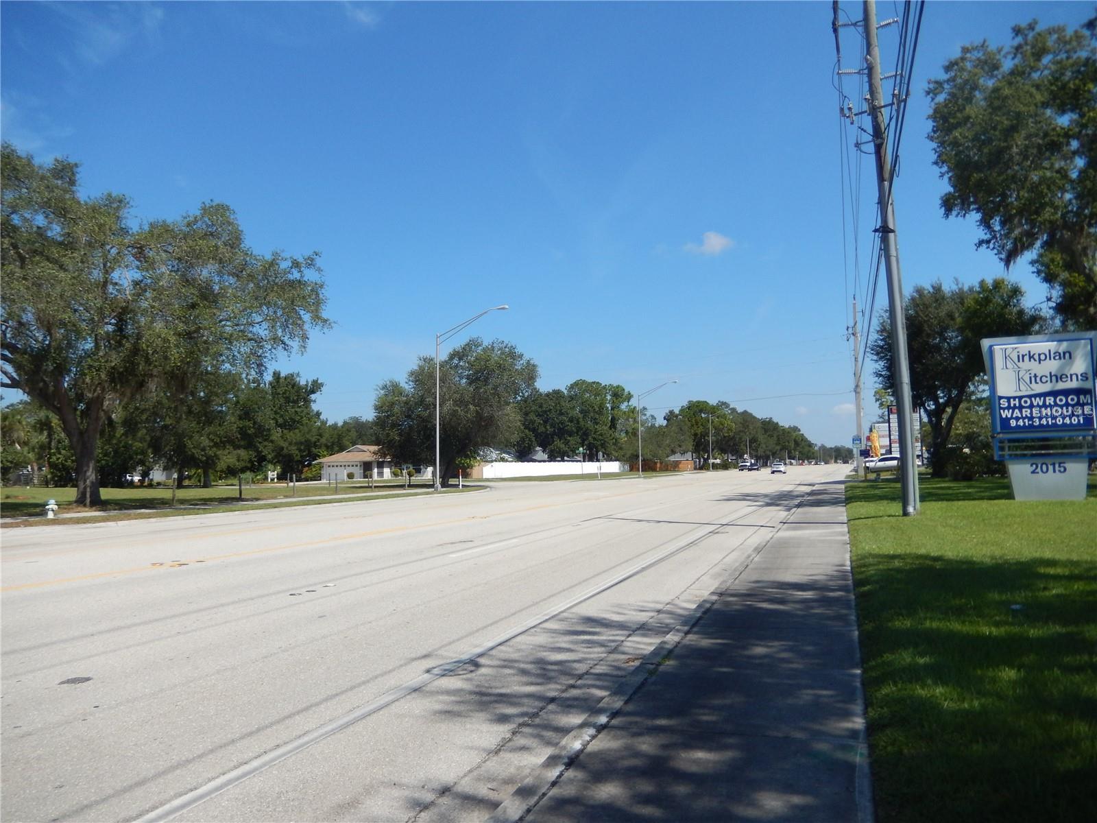 2015 CATTLEMEN RD — photo 17