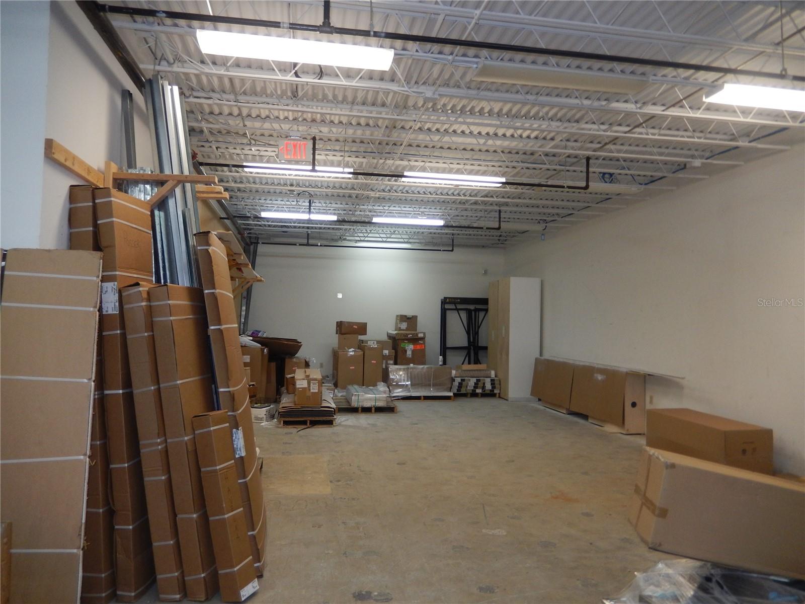 2015 CATTLEMEN RD — photo 31