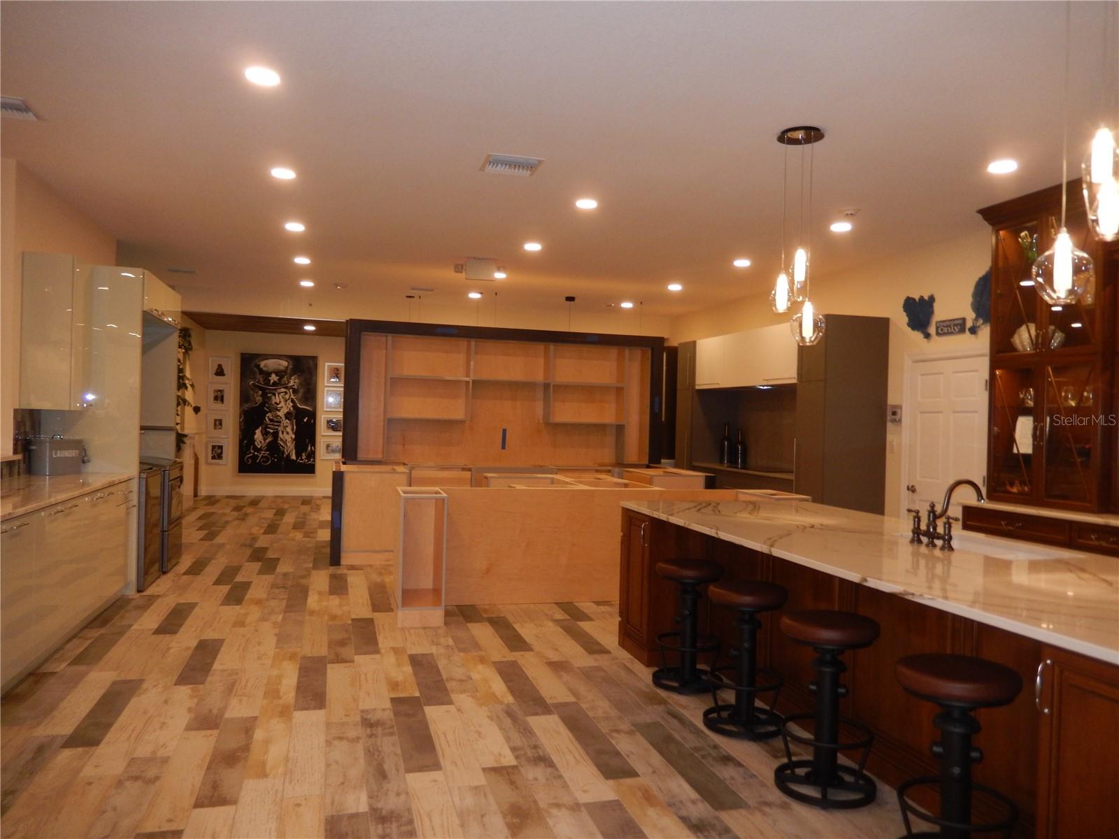 2015 CATTLEMEN RD — photo 25