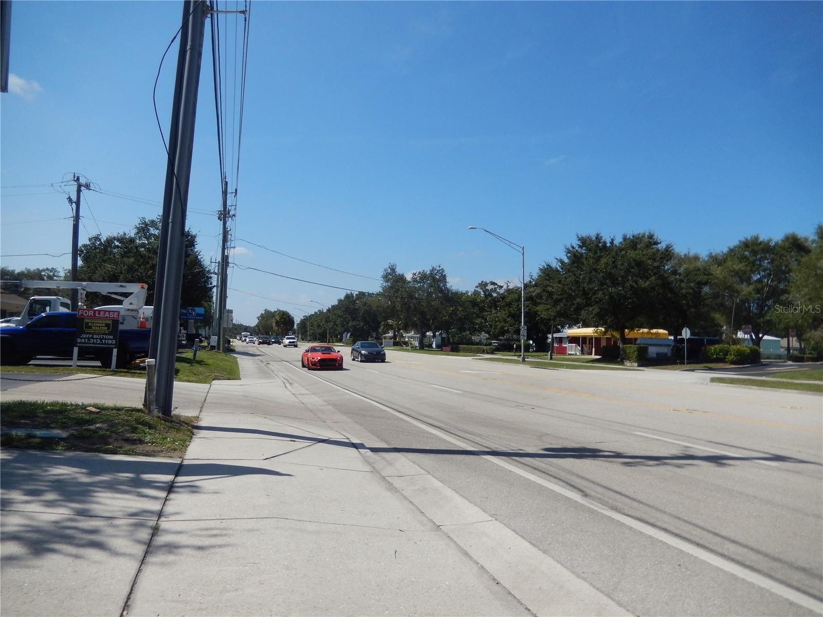 2015 CATTLEMEN RD — photo 18