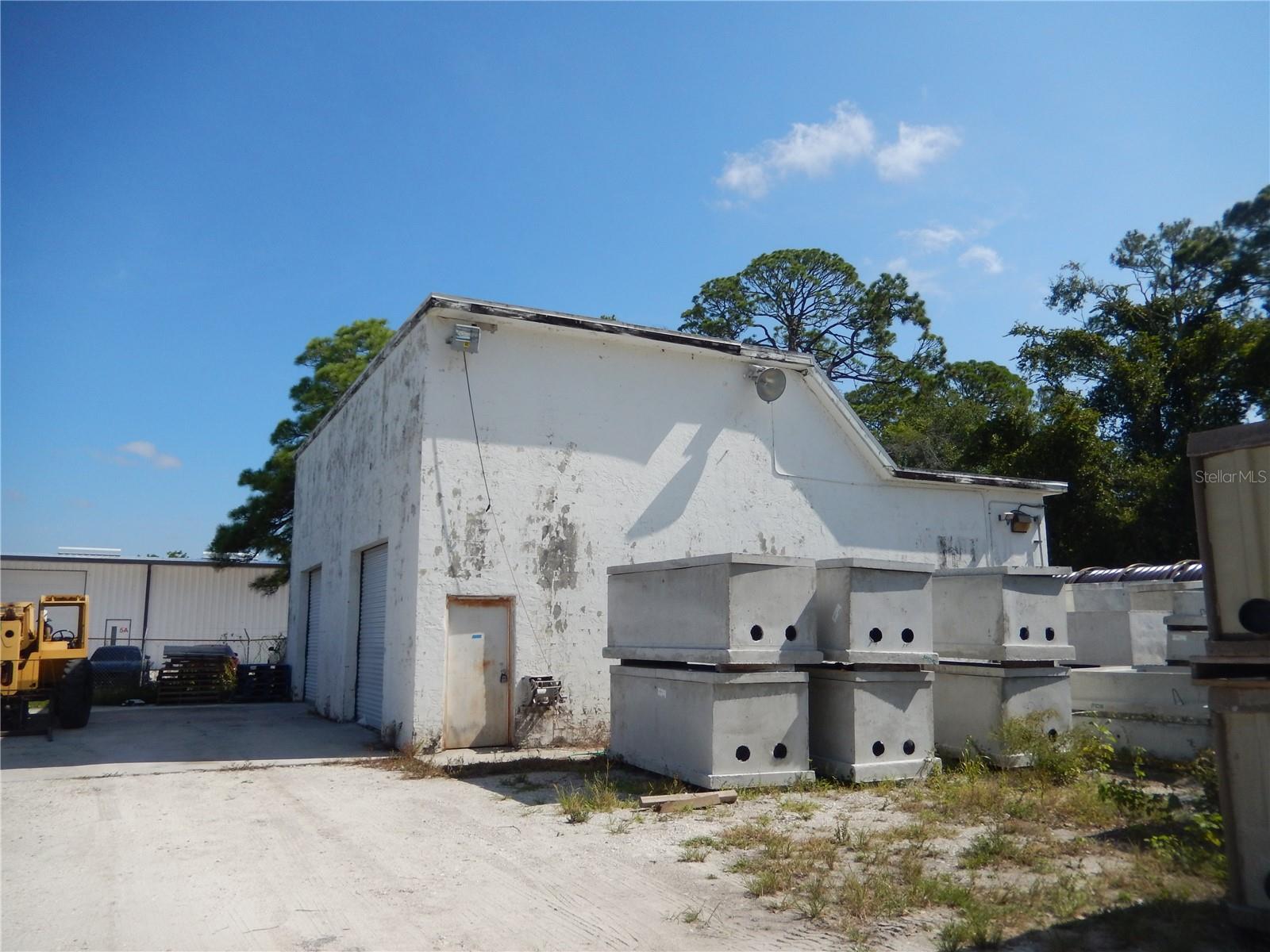 2015 CATTLEMEN RD — photo 15