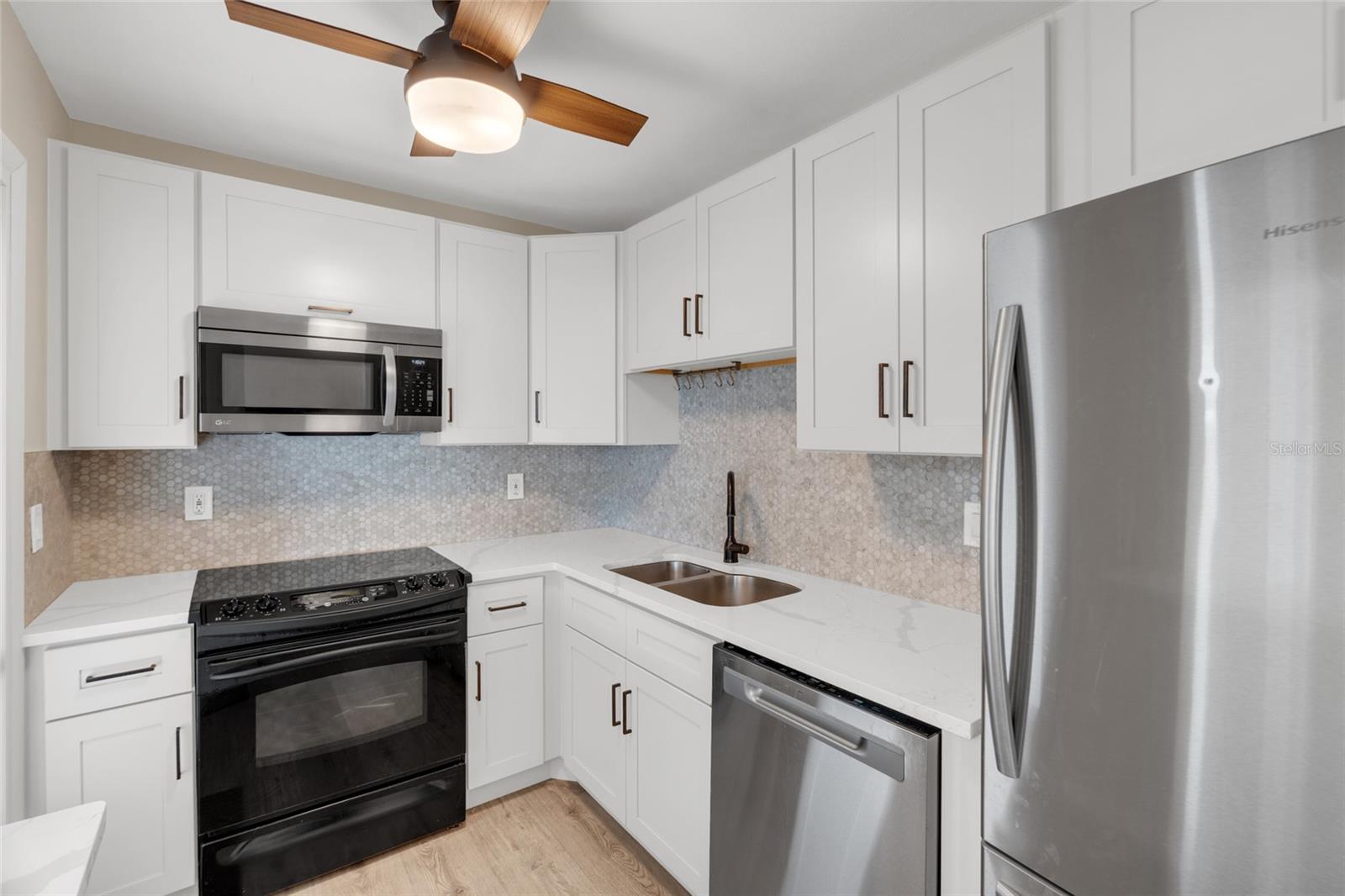 5996 HIBISCUS DR #6 — photo 8