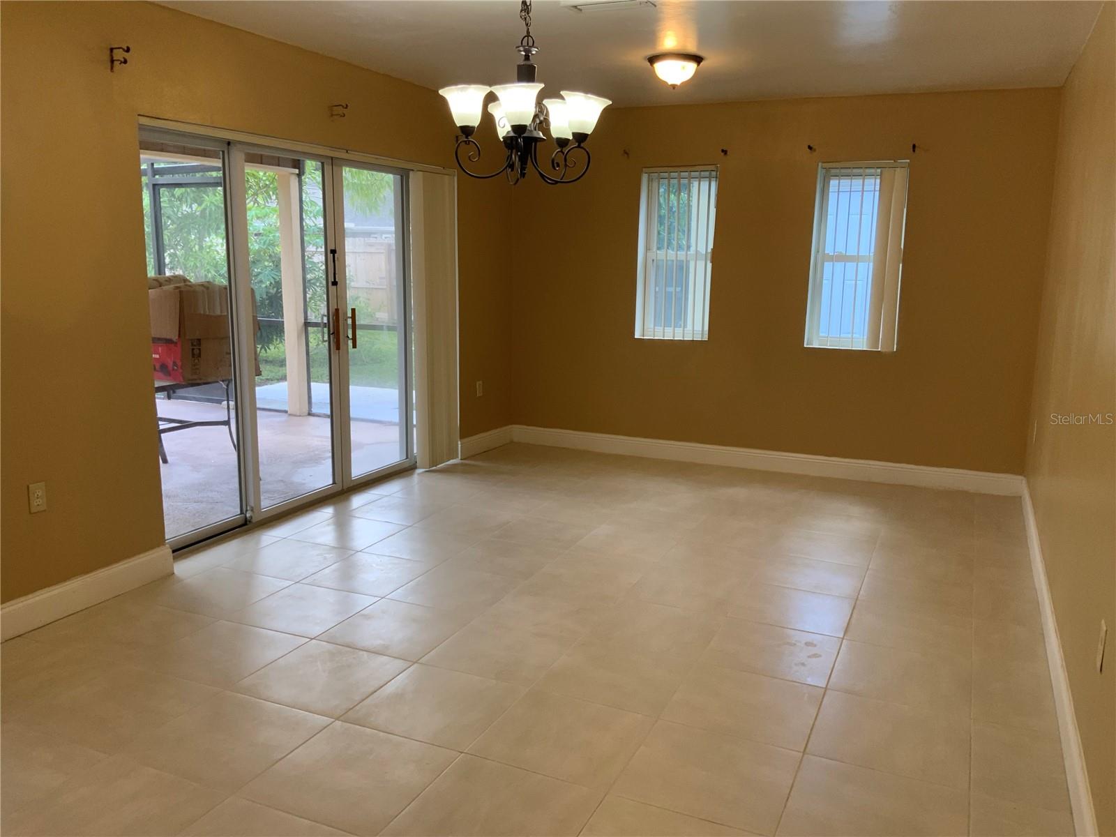 4011 WESTMINSTER DR — photo 10