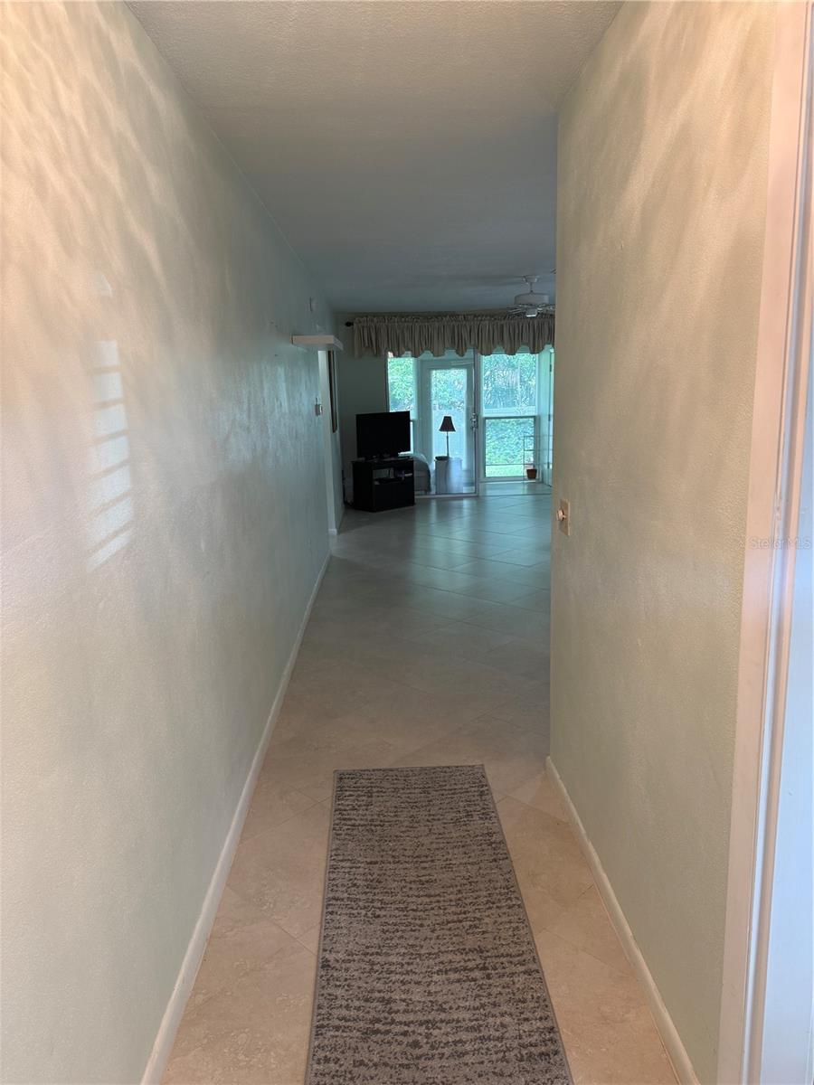 1411 NORMANDY PARK DR #4 — photo 5