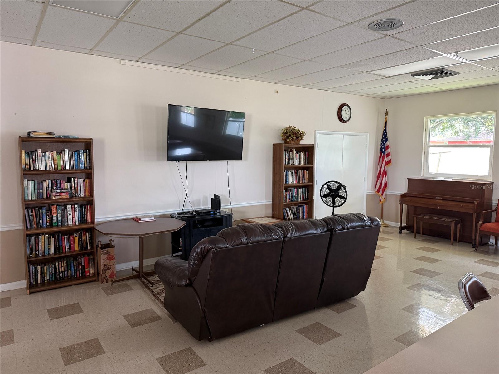 1411 NORMANDY PARK DR #4 — photo 16