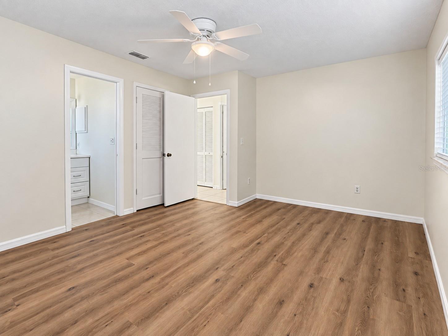 1019 HOPE ST — photo 32