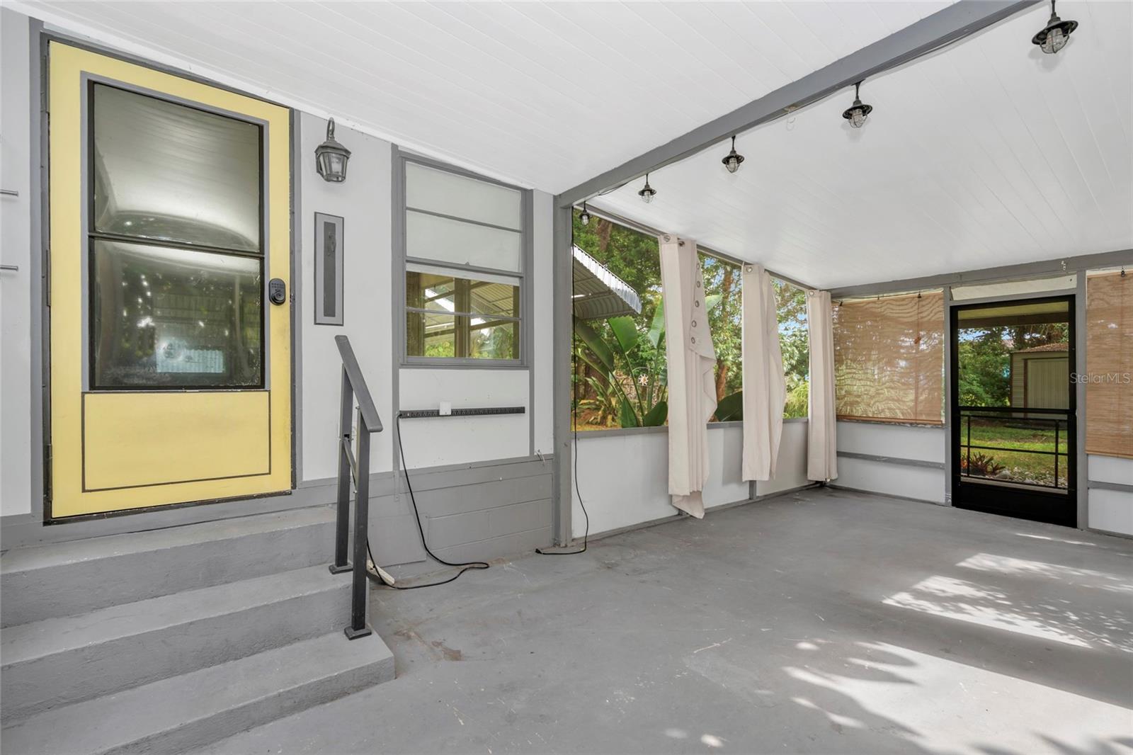 5002 30TH ST W — photo 3