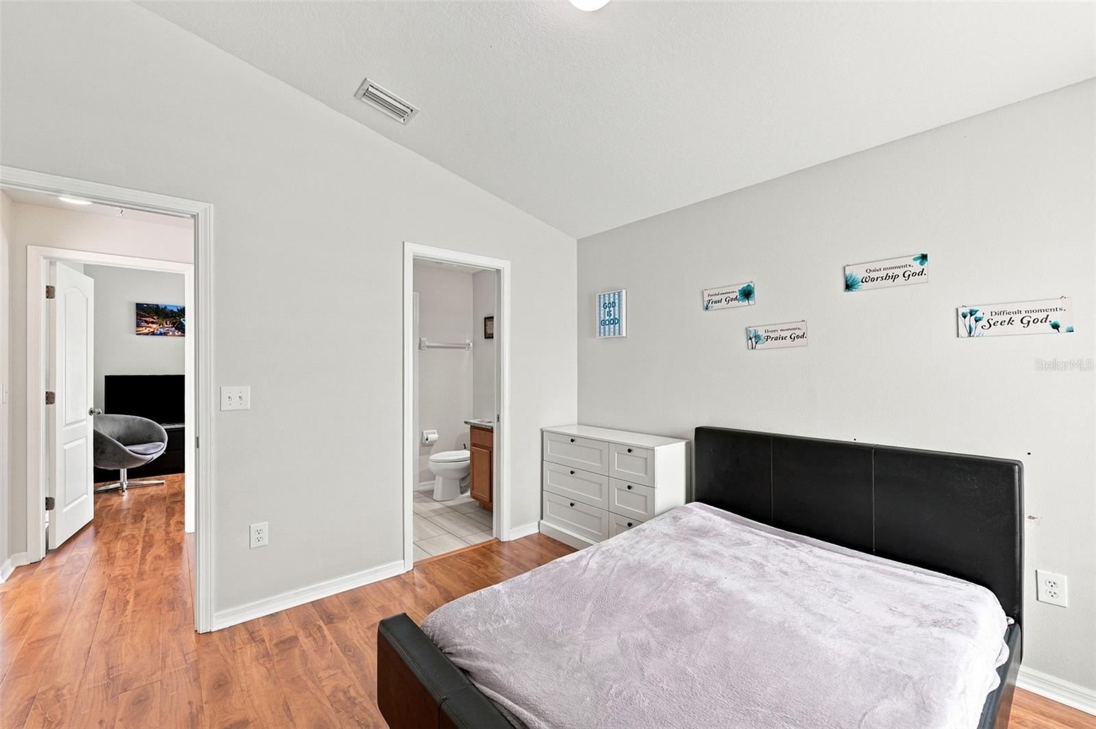 10612 SHADY BRANCH DR — photo 27