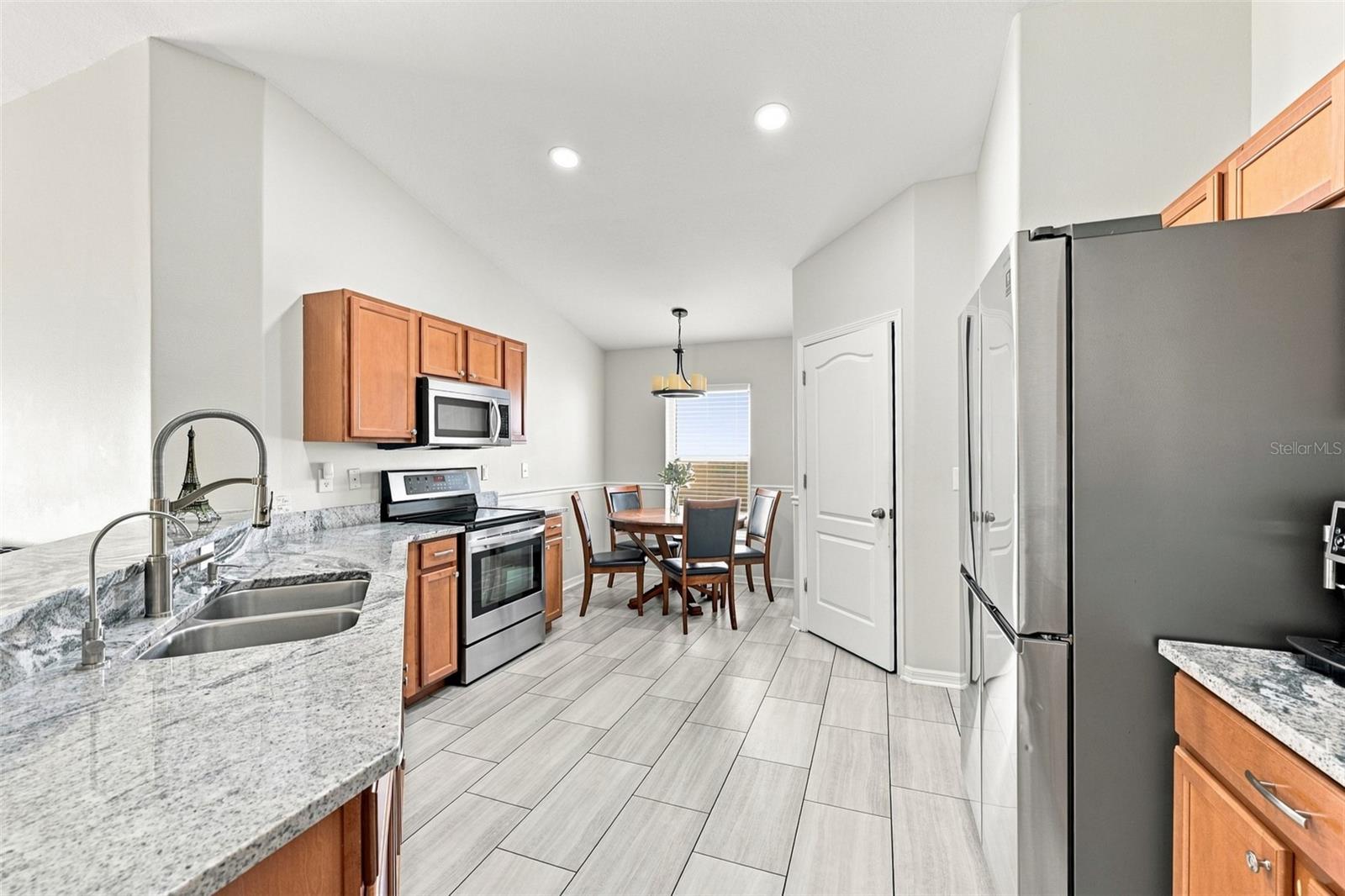 10612 SHADY BRANCH DR — photo 12