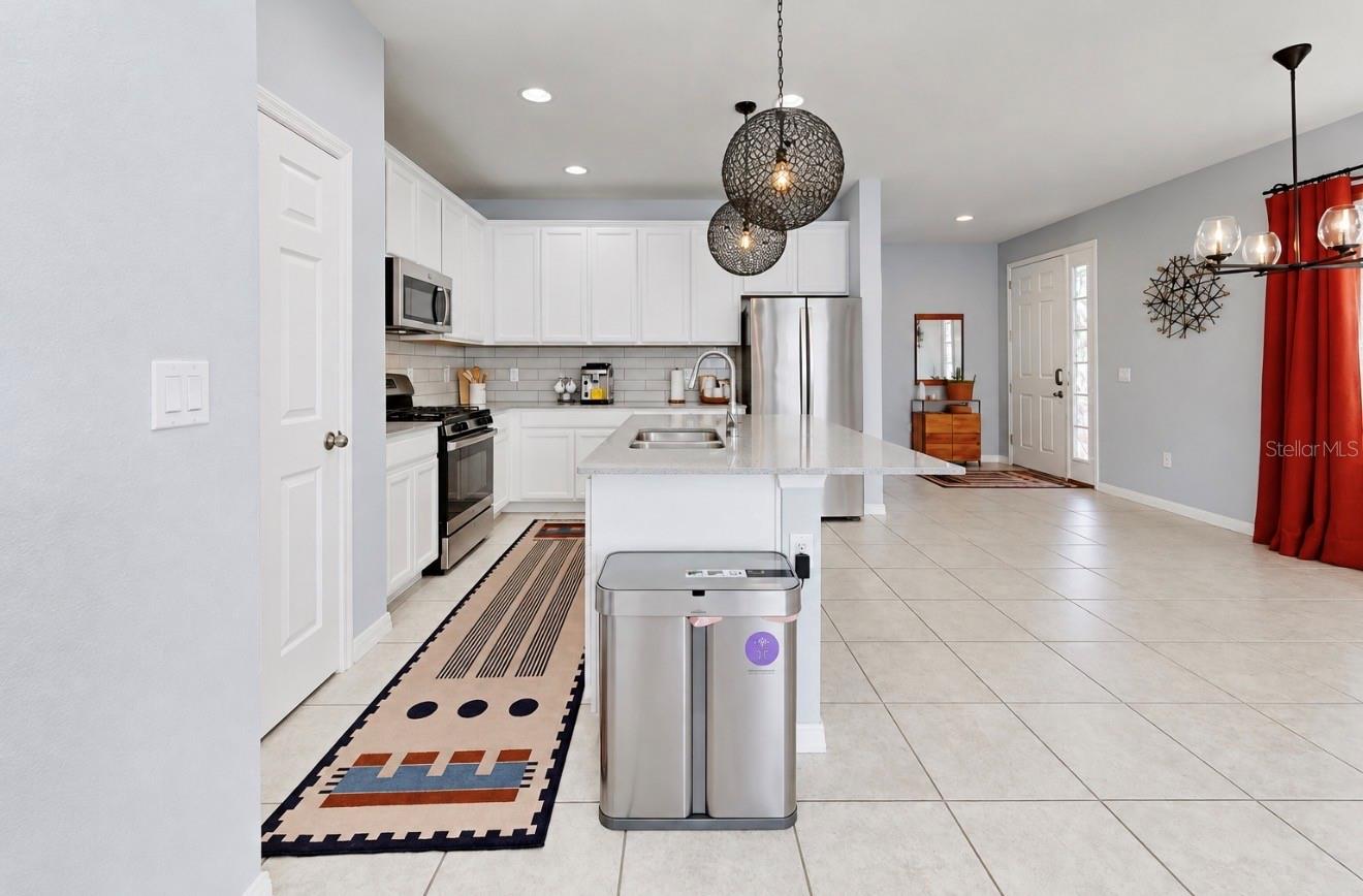 6273 CAMINO DR — photo 9