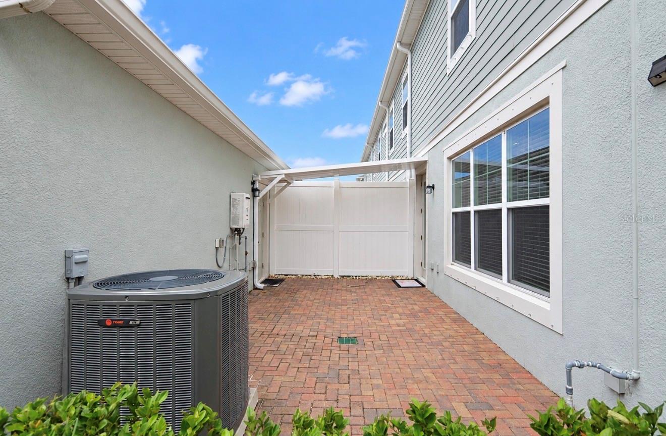 6273 CAMINO DR — photo 41