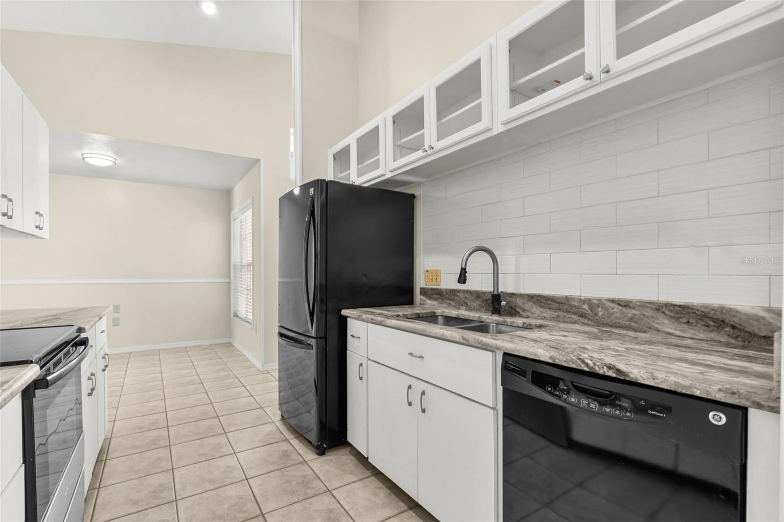 9339 CALLE ALTA — photo 10