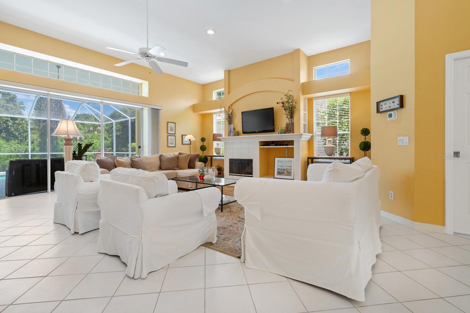 4374 MIRABELLA CIR — photo 11