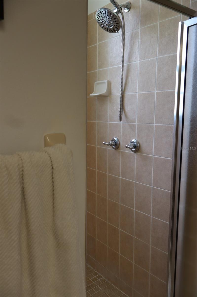 12306 JOAVAJIN RD — photo 24