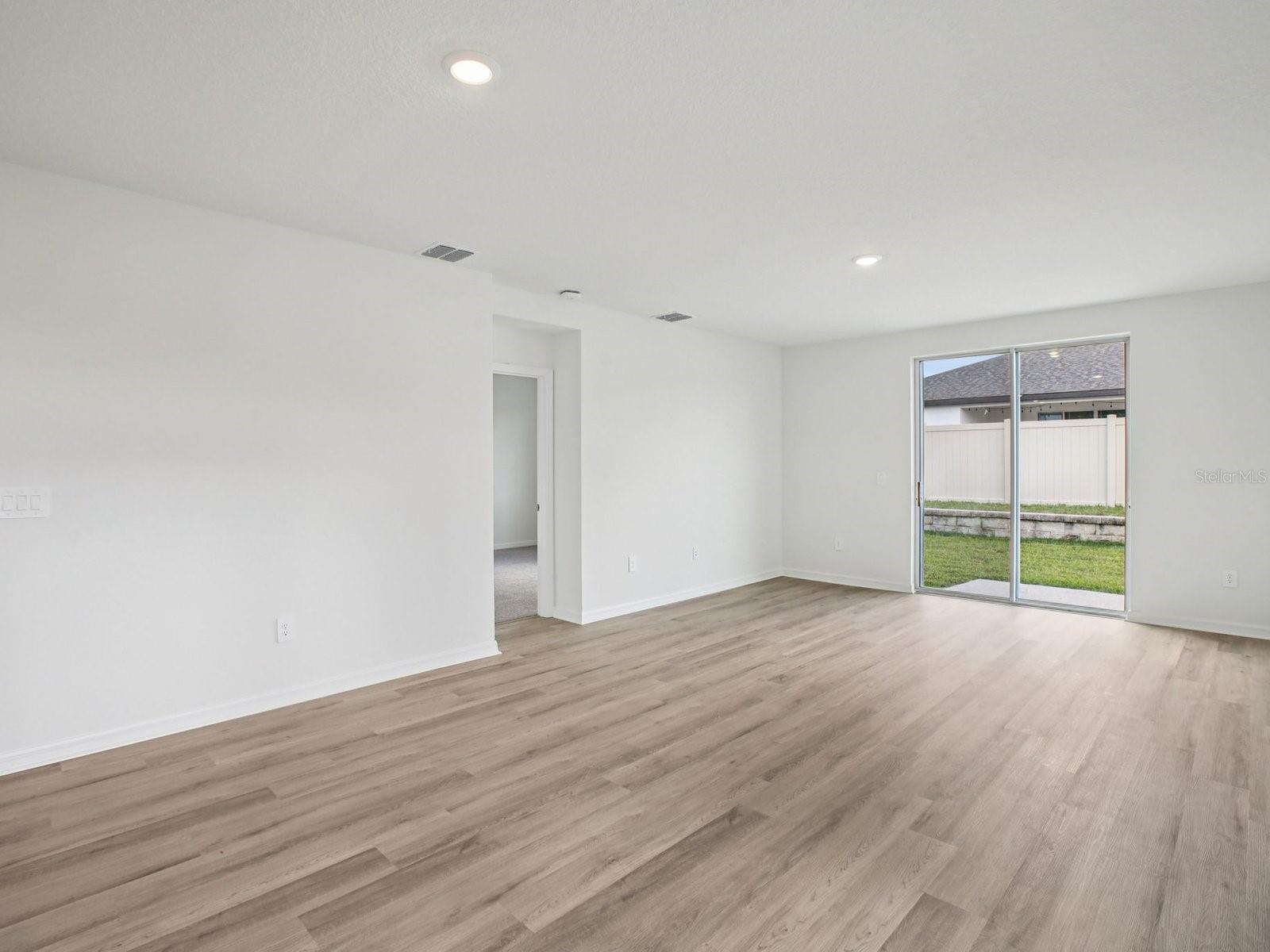 7910 LAKE POWELL PL — photo 2