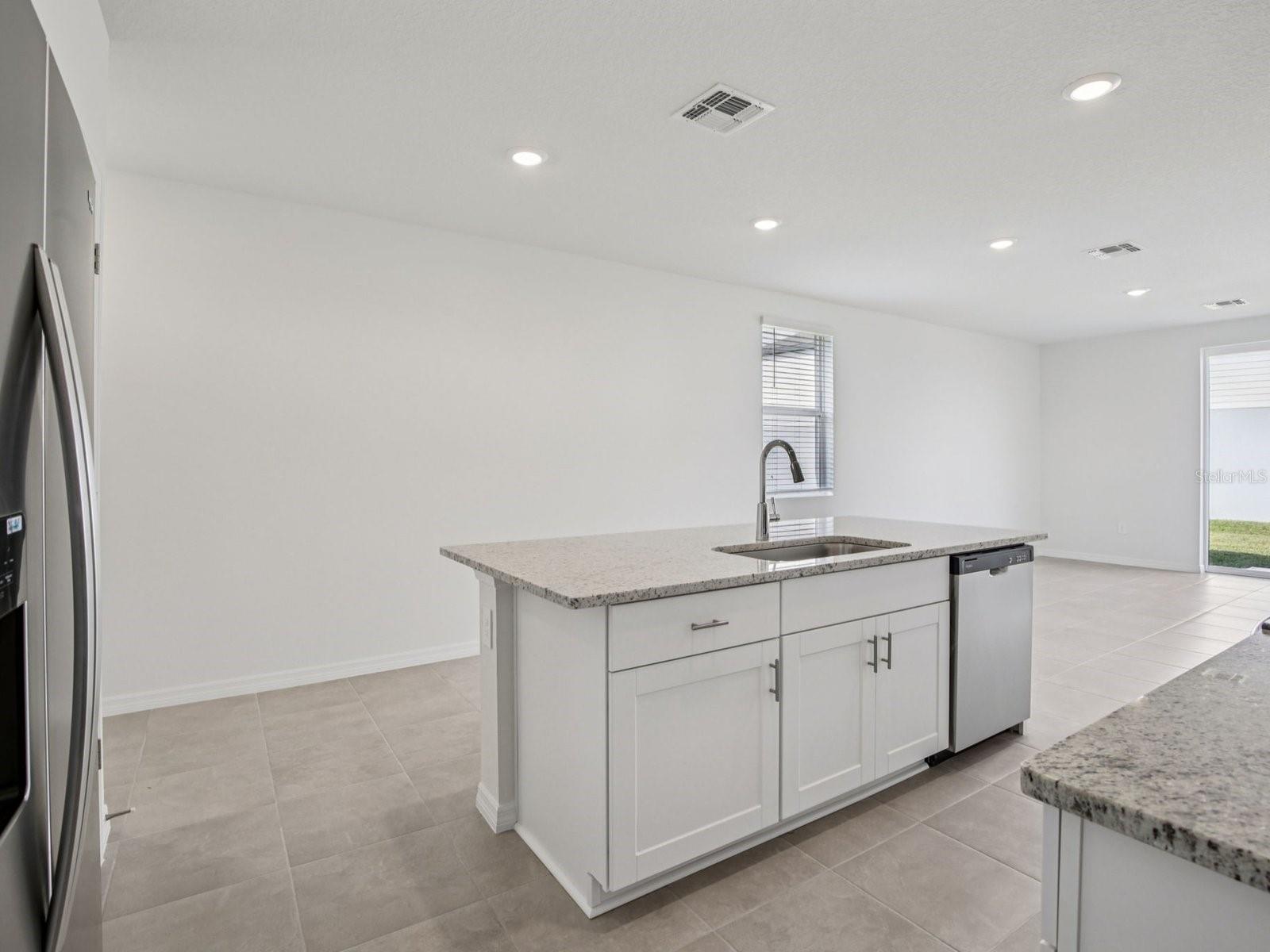 356 LAZY SHORE DR — photo 6