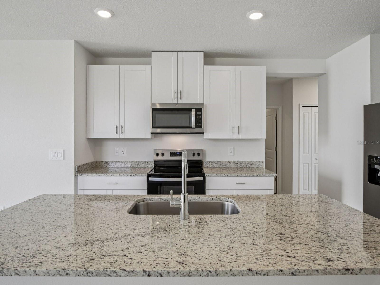 356 LAZY SHORE DR — photo 5
