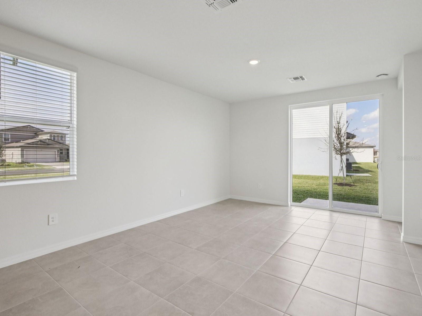 356 LAZY SHORE DR — photo 3