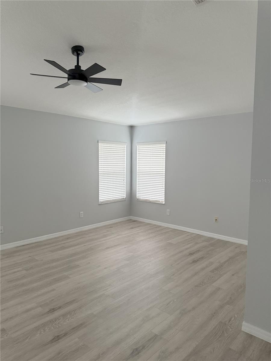 18405 KENTISBURY CT — photo 12