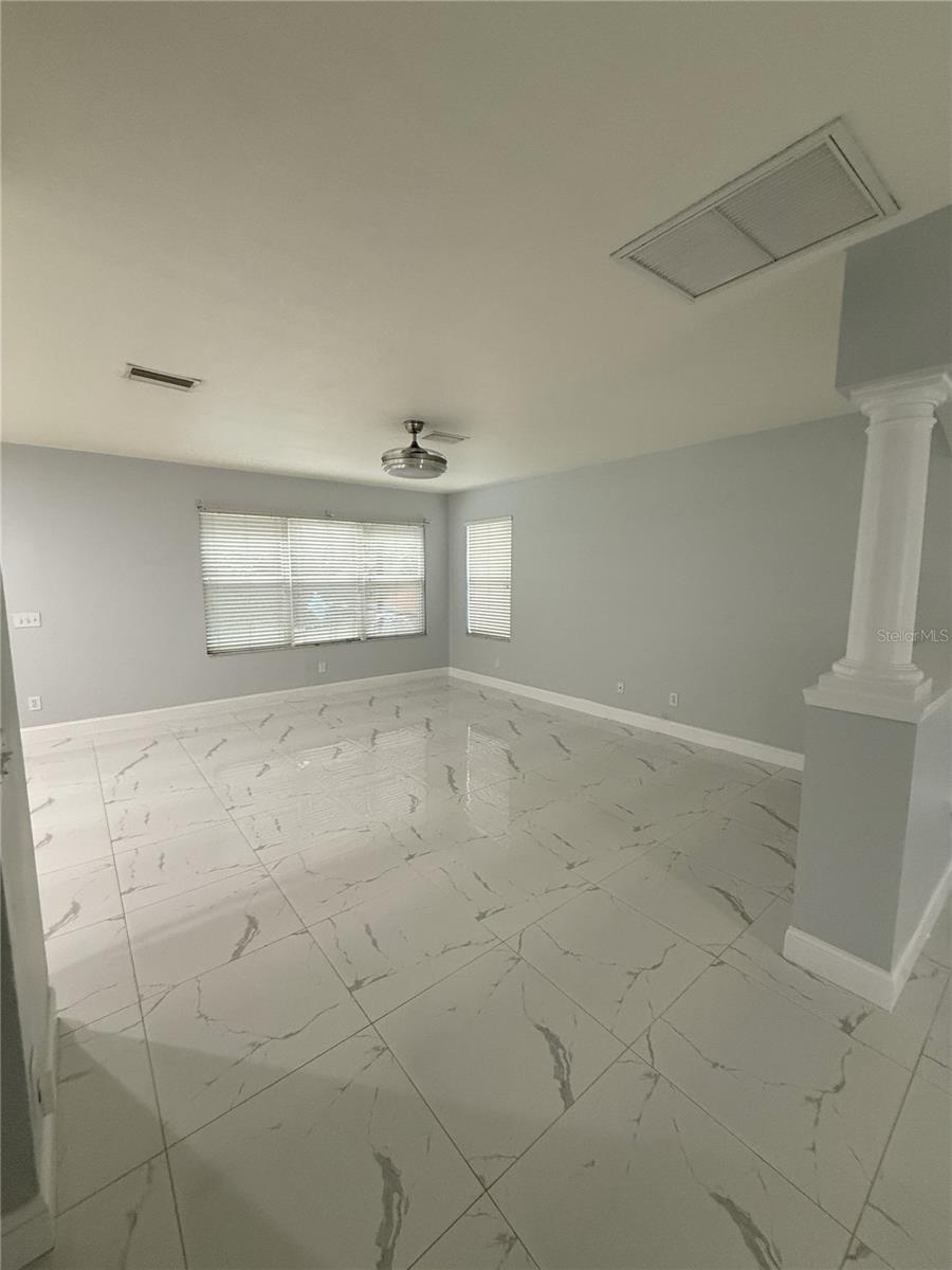 18405 KENTISBURY CT — photo 16