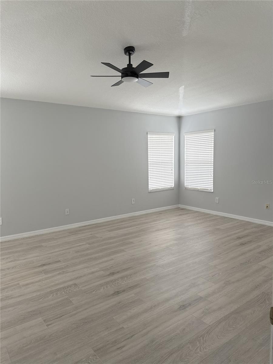 18405 KENTISBURY CT — photo 15