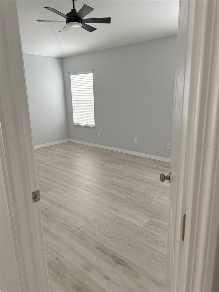 18405 KENTISBURY CT — photo 24