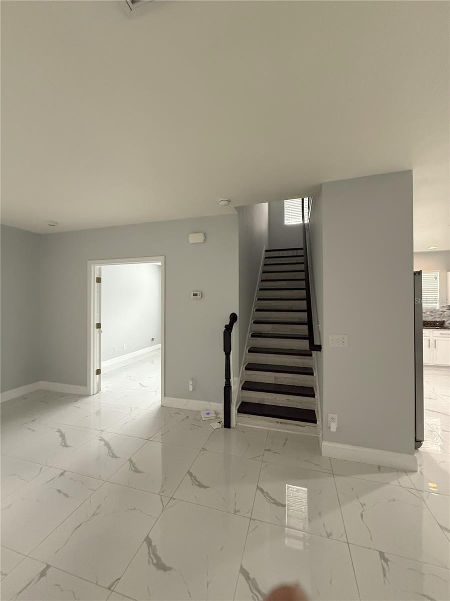 18405 KENTISBURY CT — photo 3