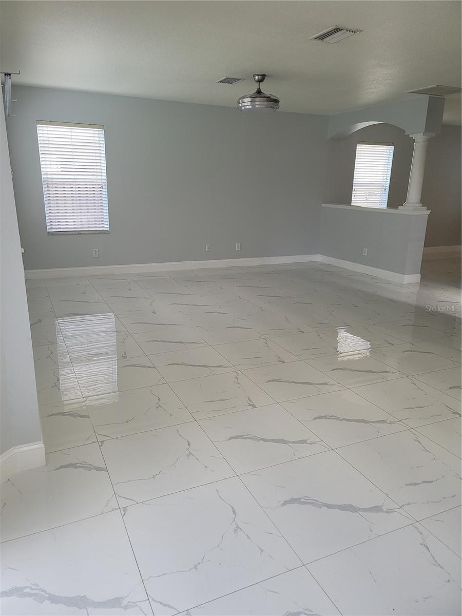 18405 KENTISBURY CT — photo 29