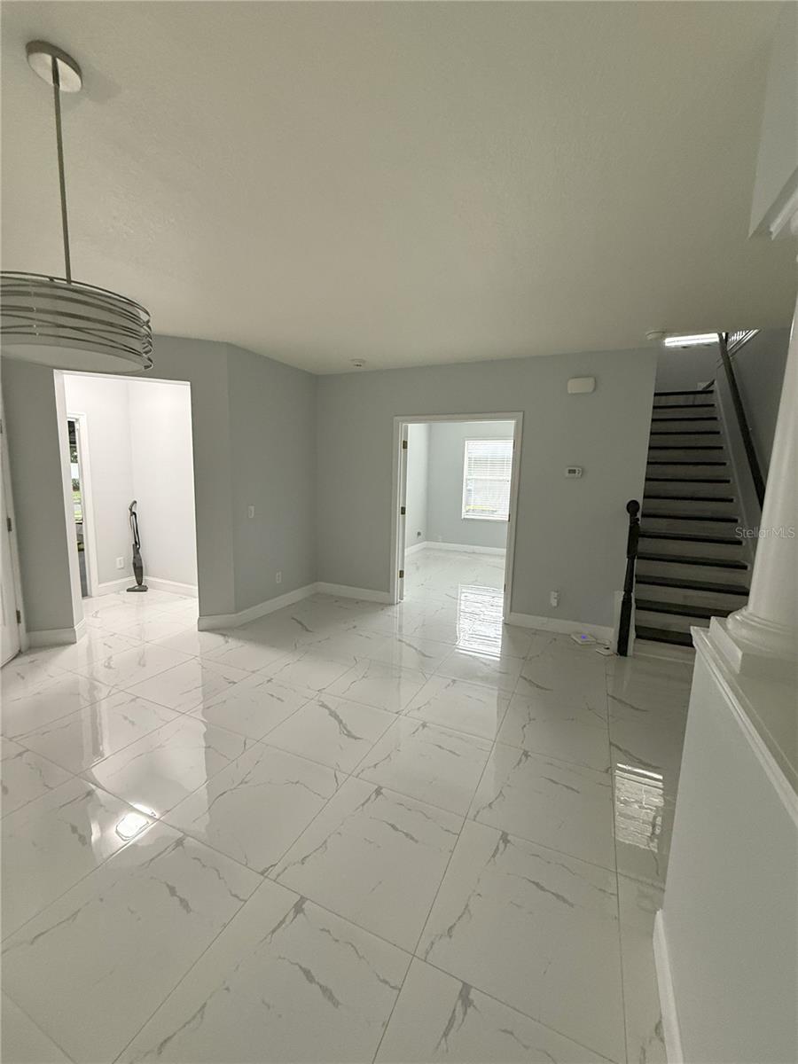 18405 KENTISBURY CT — photo 4