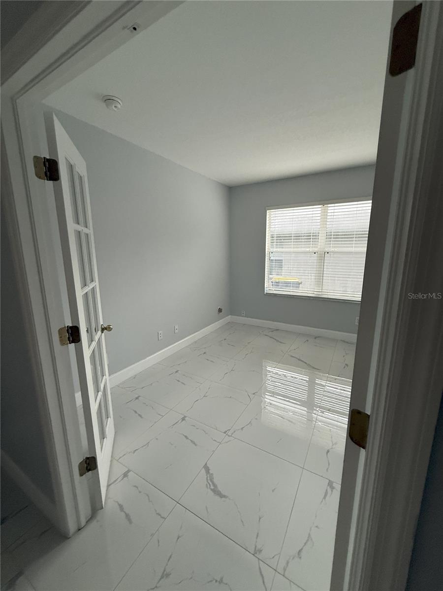 18405 KENTISBURY CT — photo 5