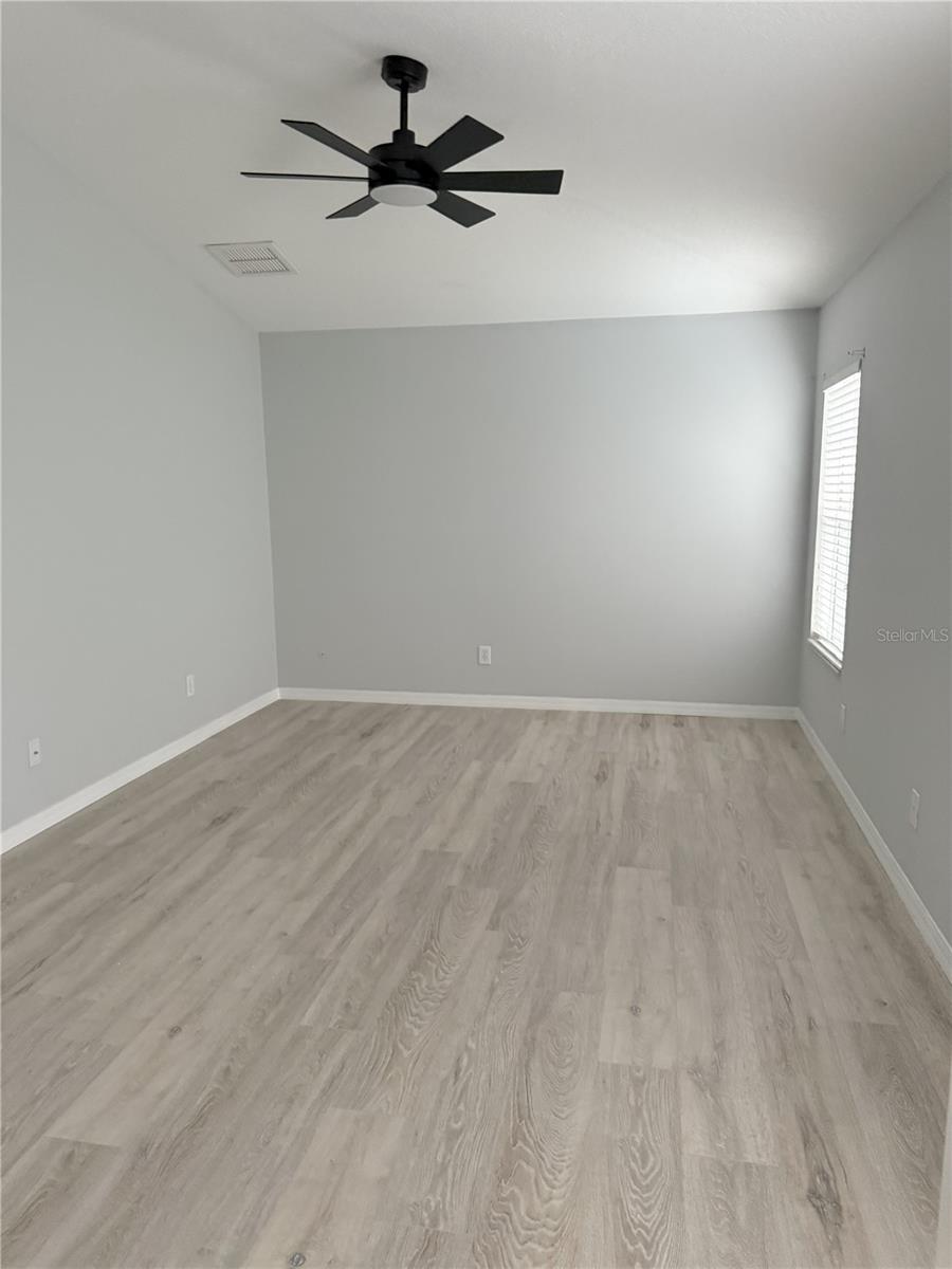 18405 KENTISBURY CT — photo 25